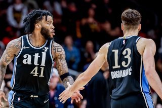 Saddiq Bey (à gauche) et Bogdan Bogdanovic: le duo maître des Hawks face à Cleveland. KEYSTONE/EPA/ERIK S. LESSER